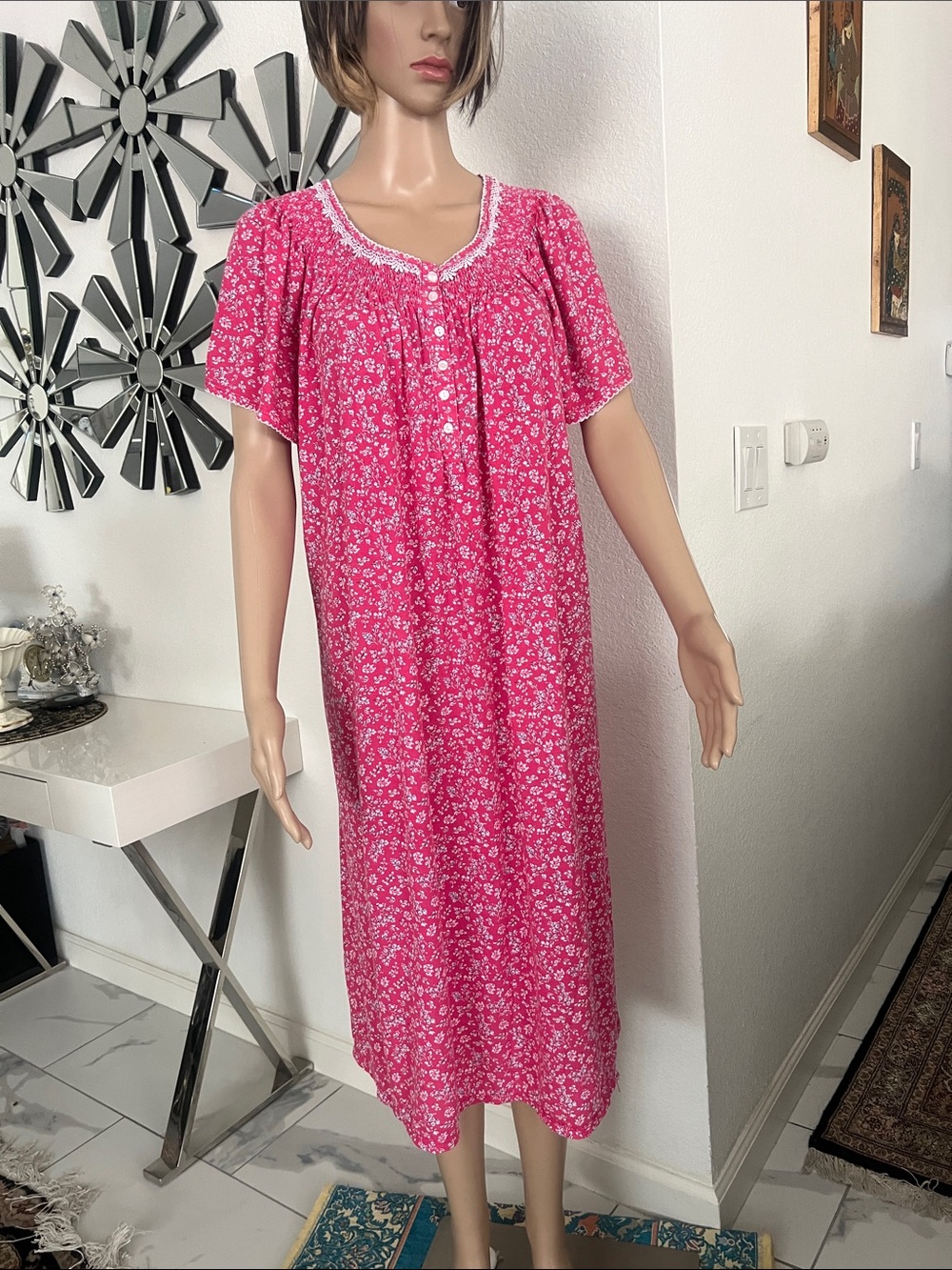 NWNT SecretTreasures sleepwear Pink Floral,Nightgown,Comfortable,stretch,size XL - Picture 3 of 15